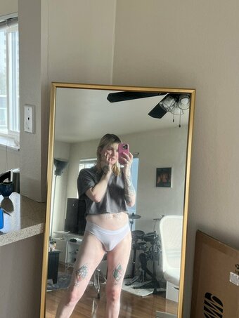 milfmoder / Ashley / adoeable_ Nude Leaks Photo 10