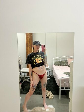 milfmoder / Ashley / adoeable_ Nude Leaks Photo 19