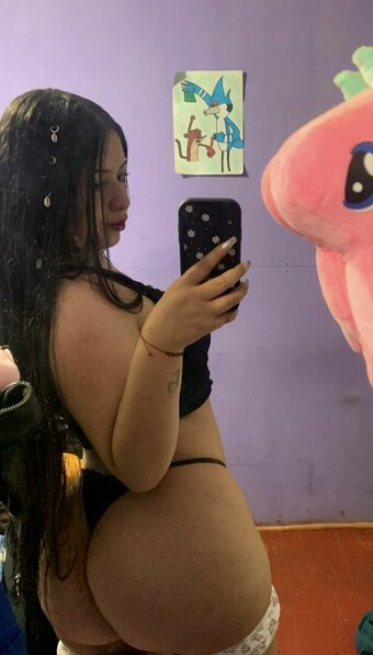 millaray Nude Leaks Photo 10