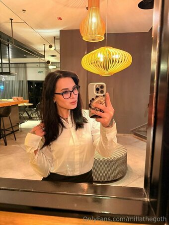 millathegoth Nude Leaks Photo 16