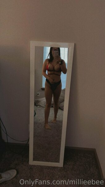 millieebee Nude Leaks Photo 5