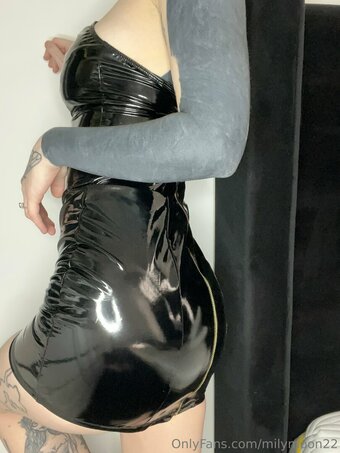 millymoon23 / Milly Moon / millymoon22 / millymoon25 Nude Leaks OnlyFans Photo 23