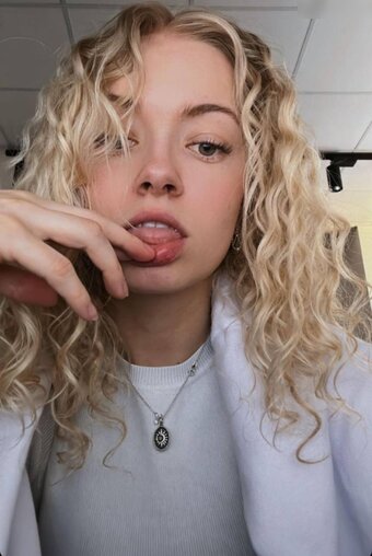 mimimimichaela Nude Leaks Photo 5