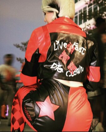 Mini.deville Nude Leaks Photo 2