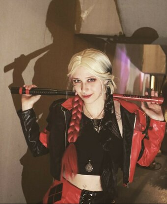 Mini.deville Nude Leaks Photo 5