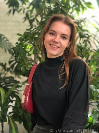 mini_violet Nude Leaks Photo 1