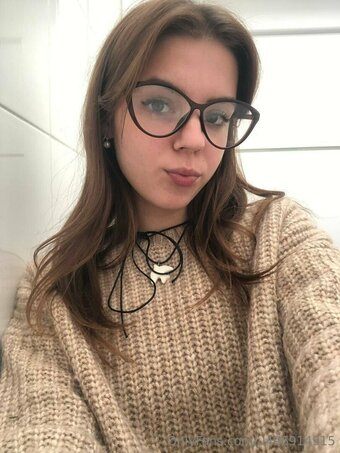 mini_violet Nude Leaks Photo 2