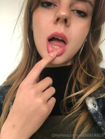 mini_violet Nude Leaks Photo 3