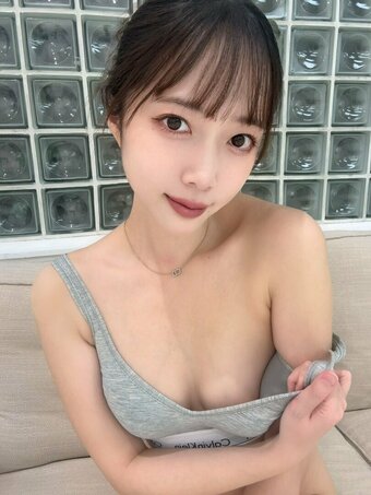 Mio Ikewaki Mio Ikewaki