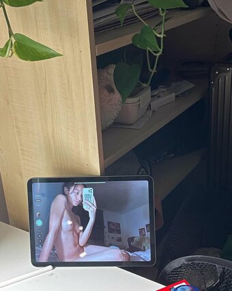 Mirrorcomb Nude Leaks Photo 9