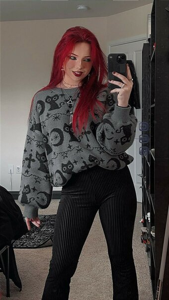 Miserrablee / https: / itshooley Nude Leaks Photo 6