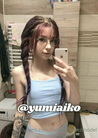 mishelgomezmodel Nude Leaks Photo 11