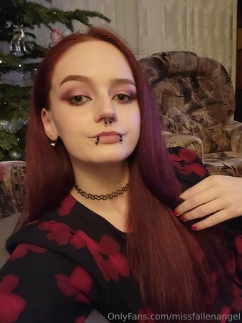 missfallenangel Nude Leaks Photo 19
