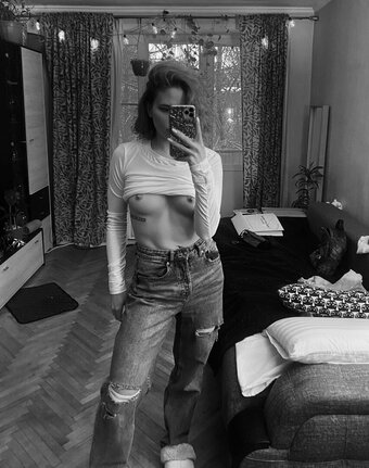 MissShell / MissS24412 / missshelly69 / themissshell Nude Leaks OnlyFans Photo 10