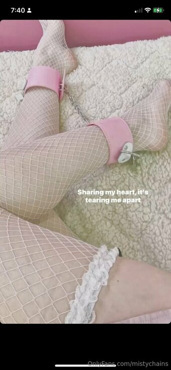 mistychains Nude Leaks Photo 28