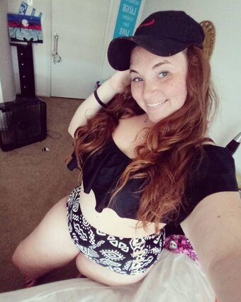 mobuns / Beth / Big Booty B / tripleb69 Nude Leaks OnlyFans Photo 1