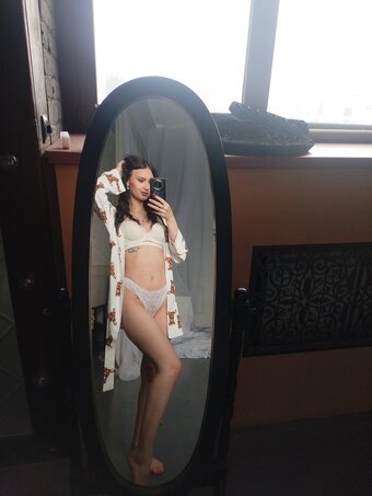 Model Olya / SunshineGirl / oabramovich / petite.olya Nude Leaks OnlyFans Photo 9