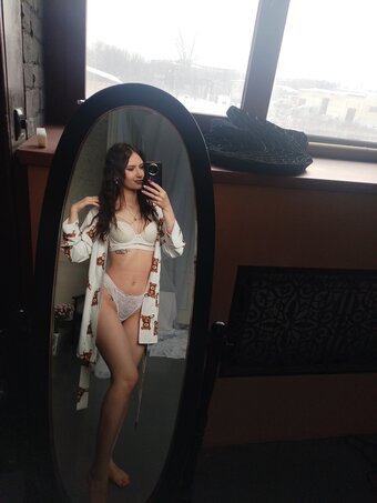 Model Olya / SunshineGirl / oabramovich / petite.olya Nude Leaks OnlyFans Photo 14