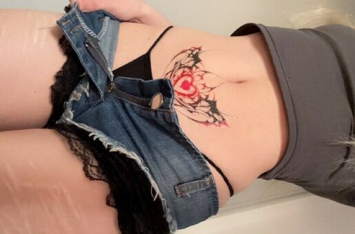 Moeponz / Cherryponz / Frill / moebunzzz Nude Leaks OnlyFans Photo 14