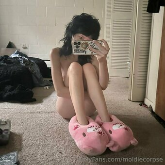 moldiecorpse Nude Leaks Photo 11