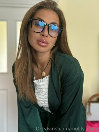 mollly_dolly