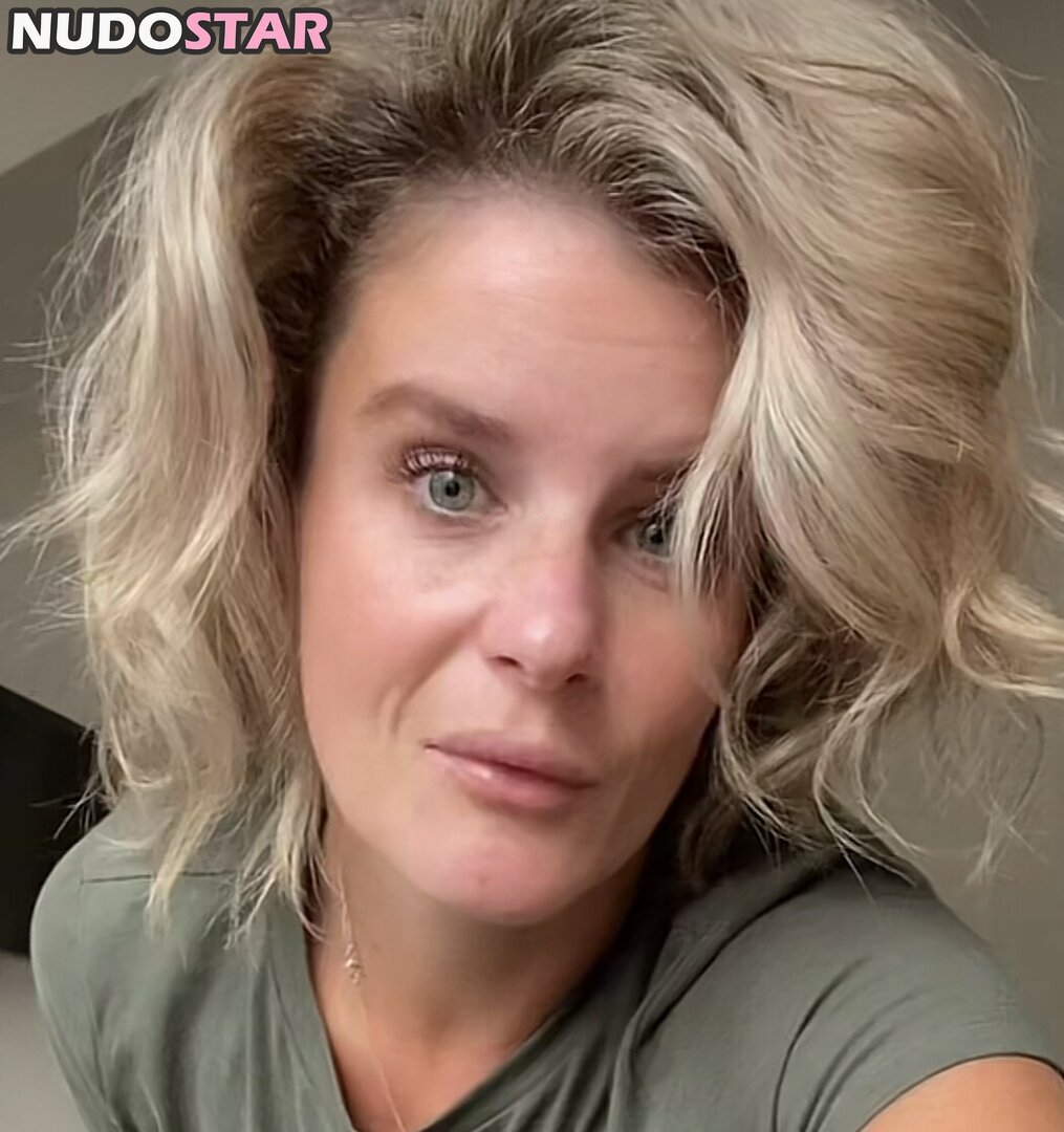 Mom Being Mom / justamom1983 / mom_being_mom Nude Leaks OnlyFans Photo 4 -  NudoStar