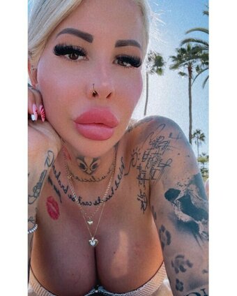 _monamonique__ Nude Leaks Photo 9