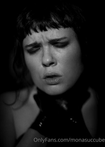 monasuccube Nude Leaks Photo 4