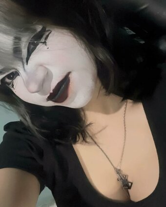 mongothic / Vampi Mon Nude Leaks Photo 2