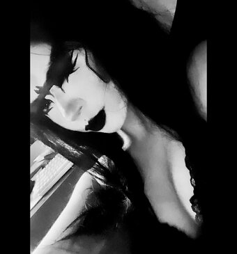 mongothic / Vampi Mon Nude Leaks Photo 3
