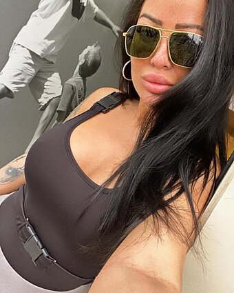 monicasuarez / monaghazi1111 / simonaion1 Nude Leaks OnlyFans Photo 5