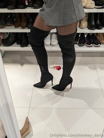 monkey_daria Nude Leaks Photo 13