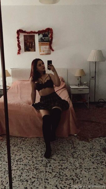 moolsey Nude Leaks OnlyFans Photo 3