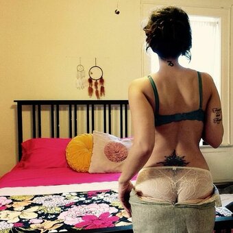 Moon Pixie / https: / m00npixie / miss_moonpixie / moon-pixie Nude Leaks OnlyFans Photo 1