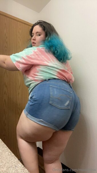 moonbbw Nude Leaks Photo 22