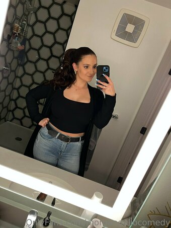 morgangallocomedy Nude Leaks Photo 4