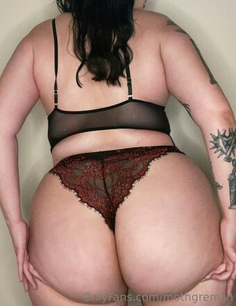 mothgremlin Nude Leaks Photo 17