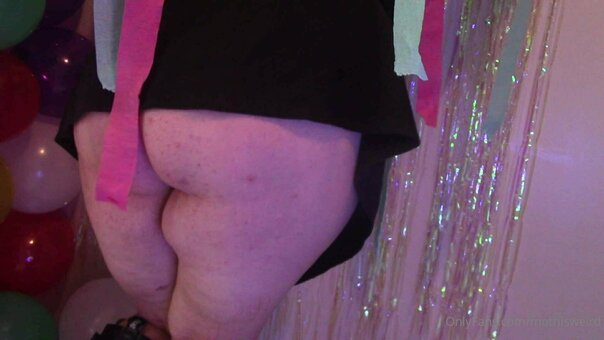 mothisweird Nude Leaks Photo 15
