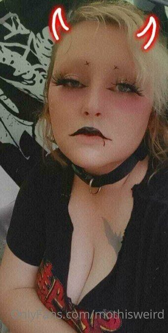mothisweird Nude Leaks Photo 23