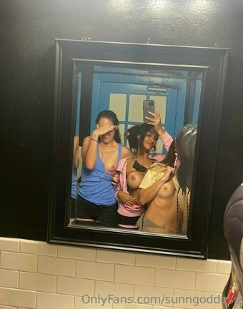 Moveintomymind / Nicole ॐ / sungoddesssss Nude Leaks OnlyFans Photo 16