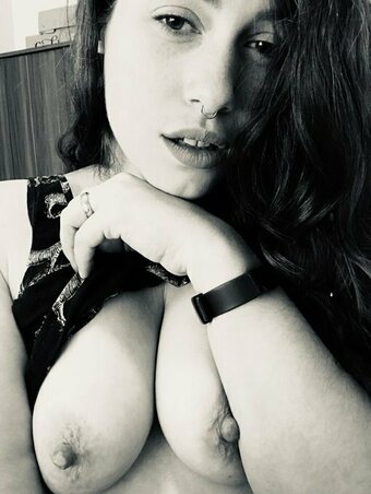 MoxyRocket Nude Leaks Photo 7