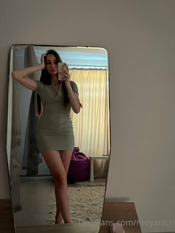 moyanich Nude Leaks Photo 1