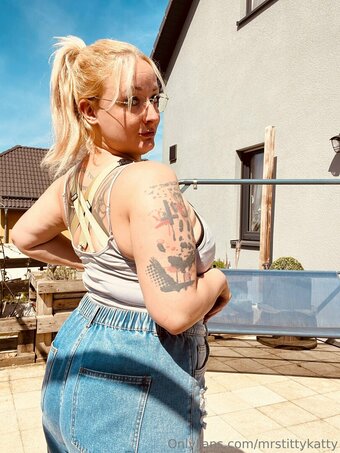 mrstittykatty Nude Leaks Photo 4