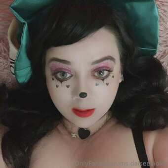 ms.daiseeviolet Nude Leaks Photo 12