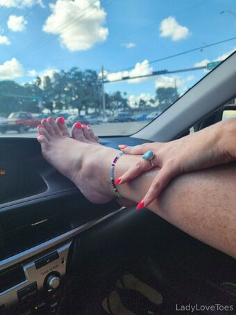 ms.lovetoes ms.lovetoes