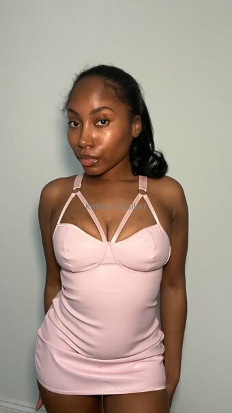 ms.walker Nude Leaks Photo 1