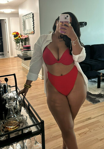 MsBeatDaEgg Nude Leaks Photo 10
