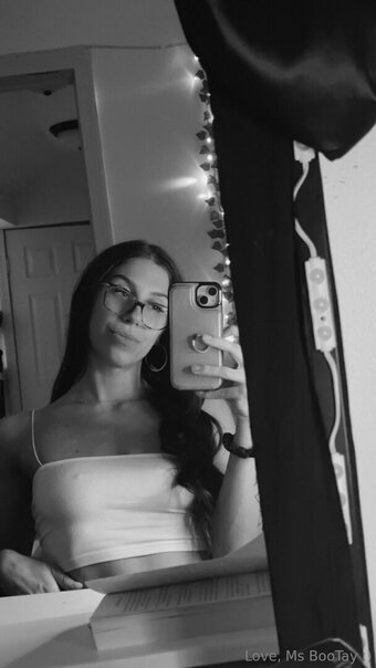 msbootay Nude Leaks Photo 23