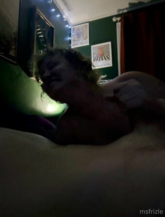 msfrizle Nude Leaks Photo 13