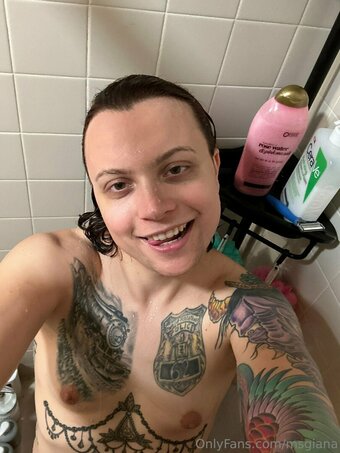 msgiana Nude Leaks Photo 17